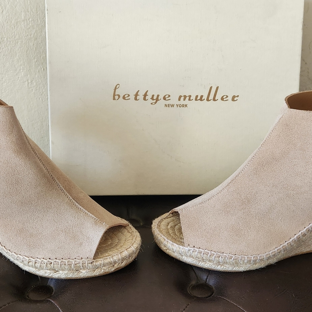 Bettye Muller, Espadrille Sling Wedges, Stone Suede/Woven Straw, Sz 9